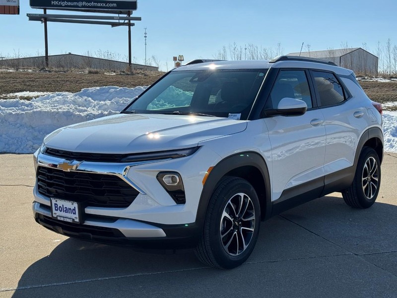 Chevrolet TrailBlazer Vehicle Image 08