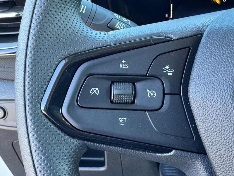 Chevrolet TrailBlazer Vehicle Image 17