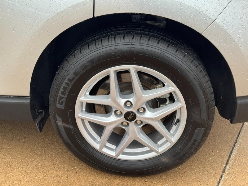 Ford Edge Vehicle Image 07