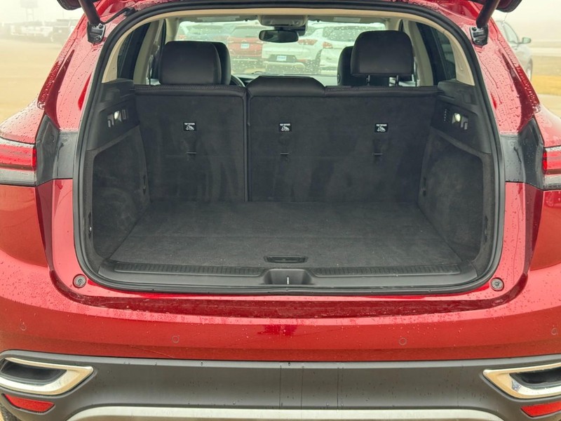 Buick Envision Vehicle Full-screen Gallery Image 04