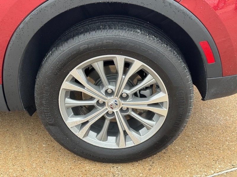 Buick Envision Vehicle Full-screen Gallery Image 07