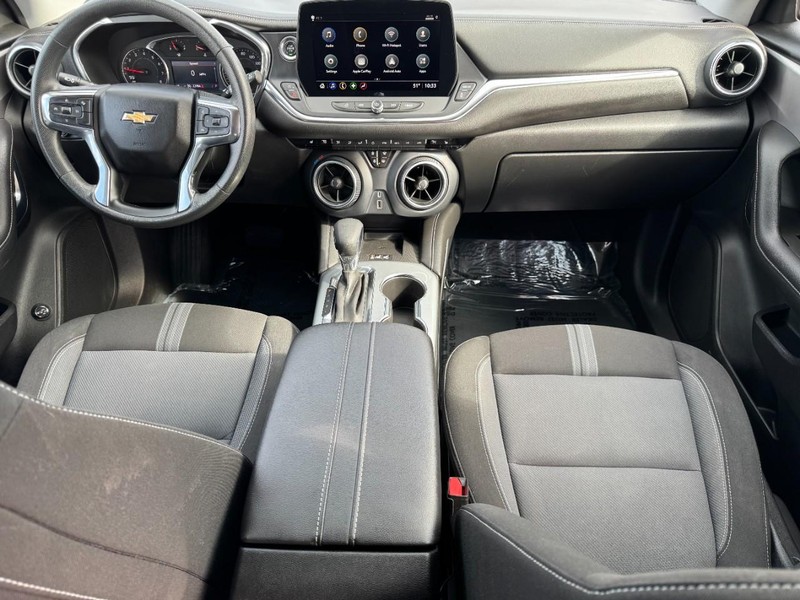 Chevrolet Blazer Vehicle Full-screen Gallery Image 11