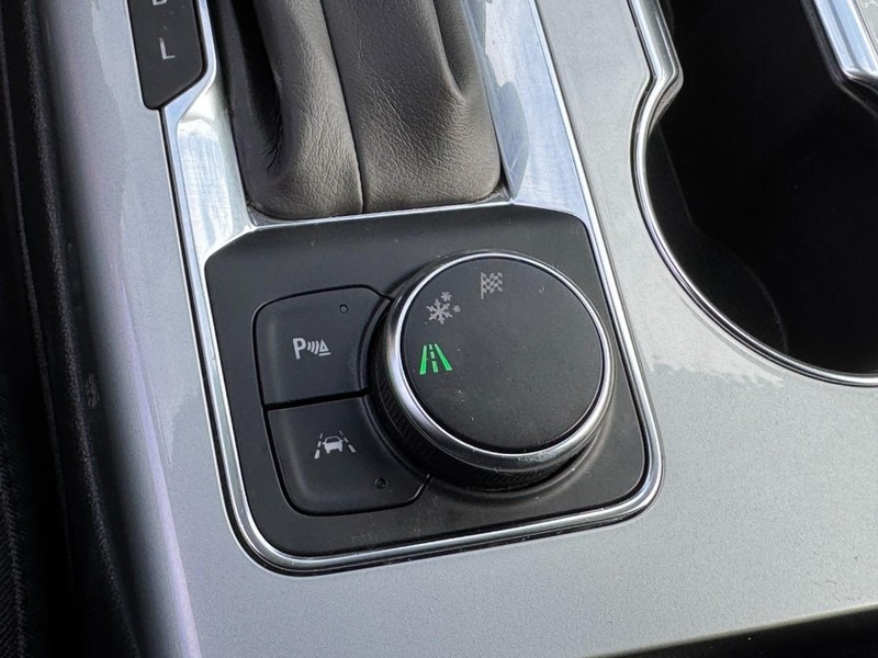 Chevrolet Blazer Vehicle Full-screen Gallery Image 22