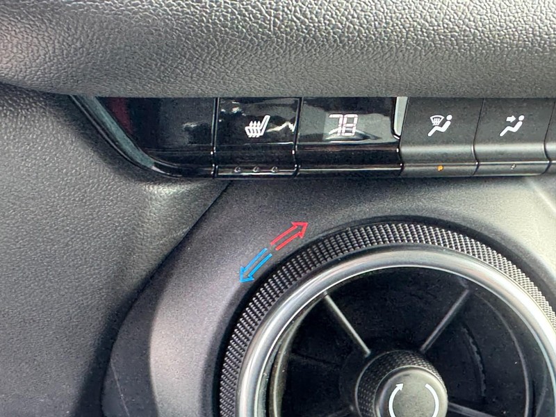 Chevrolet Blazer Vehicle Full-screen Gallery Image 23