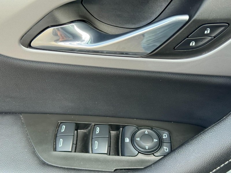 Chevrolet Blazer Vehicle Full-screen Gallery Image 24