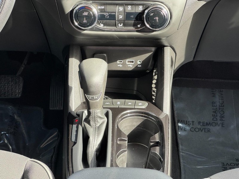 Chevrolet TrailBlazer Vehicle Image 14