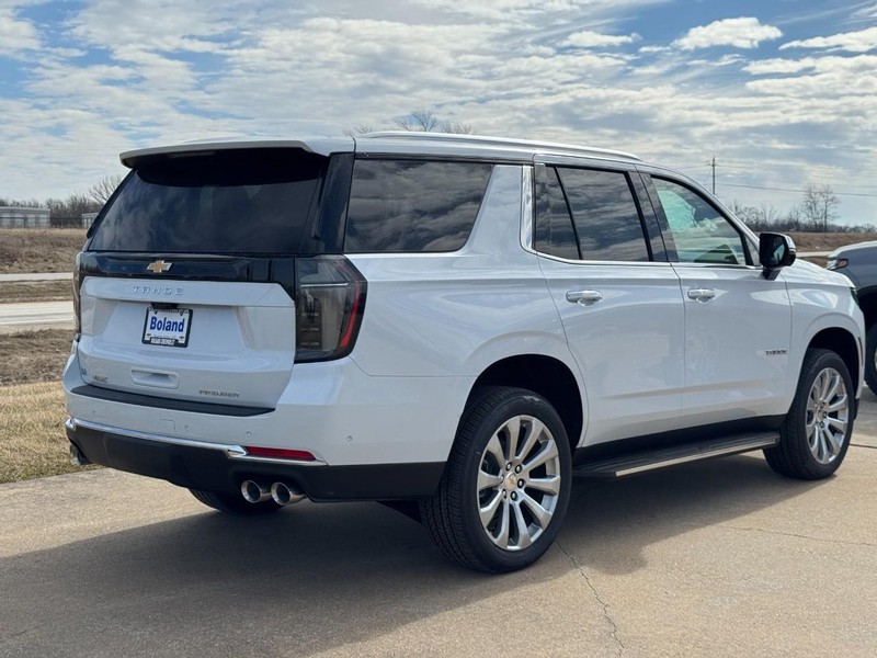 Chevrolet Tahoe Vehicle Image 03