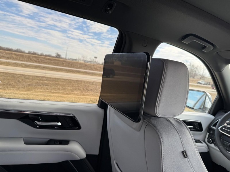 Chevrolet Tahoe Vehicle Image 07