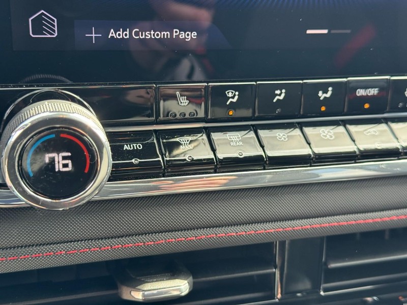 Chevrolet Colorado Vehicle Image 20