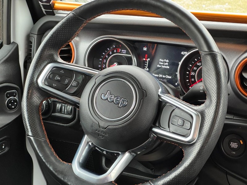 Jeep Gladiator Vehicle Image 11