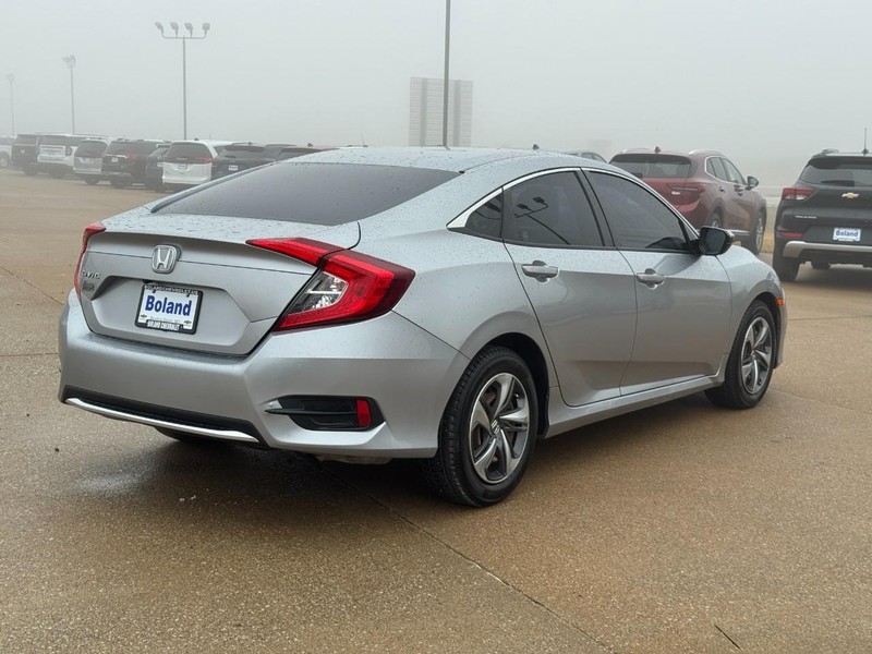 Honda Civic Sedan Vehicle Image 03