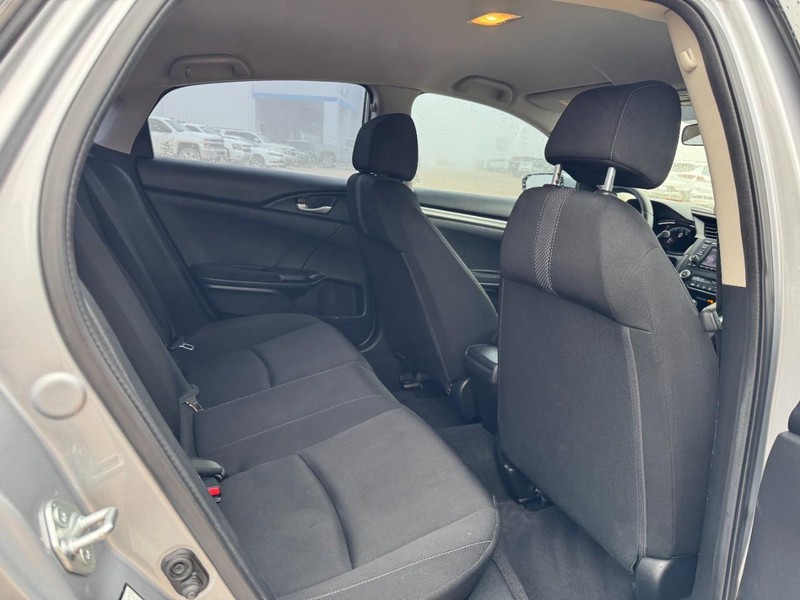 Honda Civic Sedan Vehicle Image 09