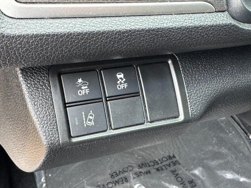 Honda Civic Sedan Vehicle Image 15