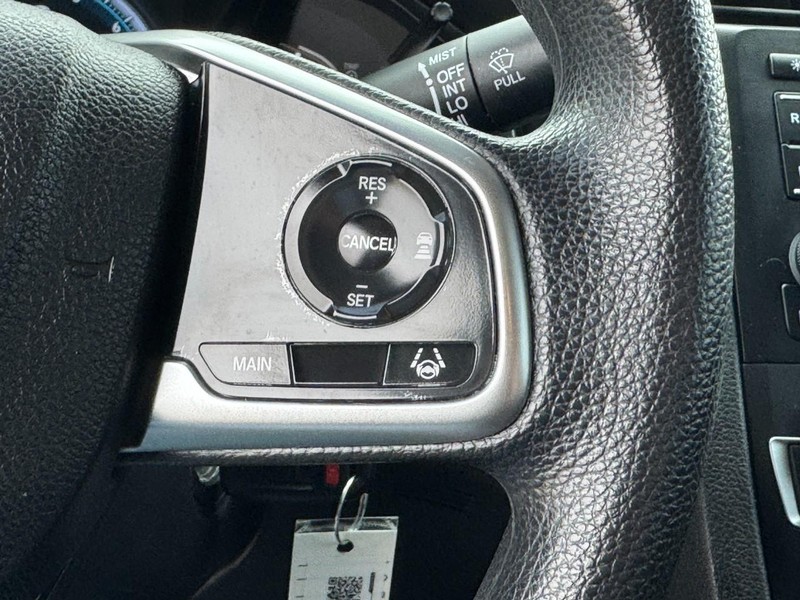 Honda Civic Sedan Vehicle Image 17