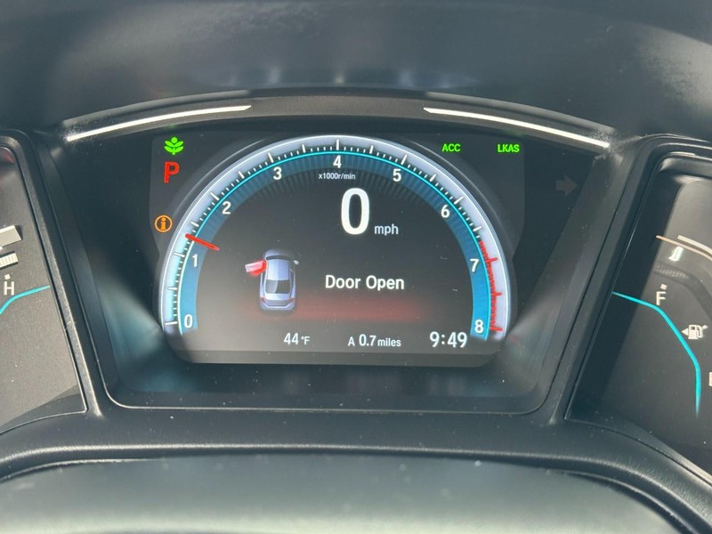 Honda Civic Sedan Vehicle Image 18