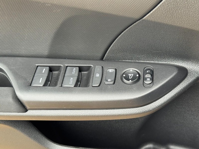 Honda Civic Sedan Vehicle Image 21