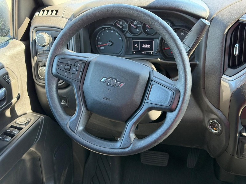 Chevrolet Silverado 1500 Vehicle Image 07