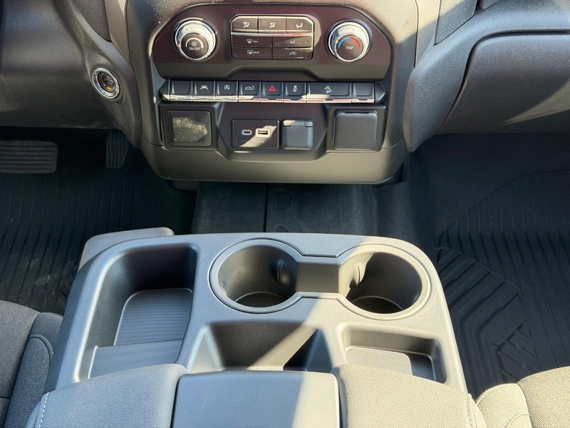 Chevrolet Silverado 1500 Vehicle Image 09