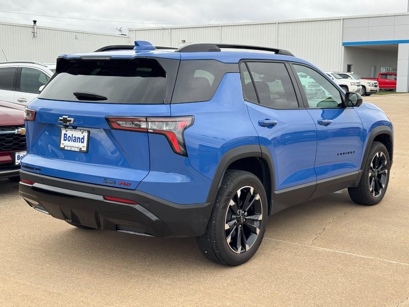 Chevrolet Equinox Vehicle Full-screen Gallery Image 03