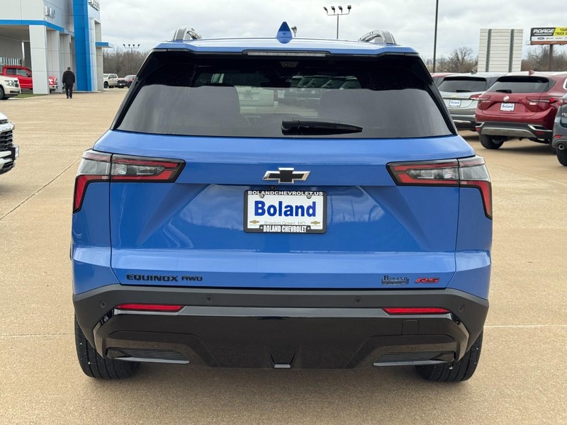 Chevrolet Equinox Vehicle Full-screen Gallery Image 05