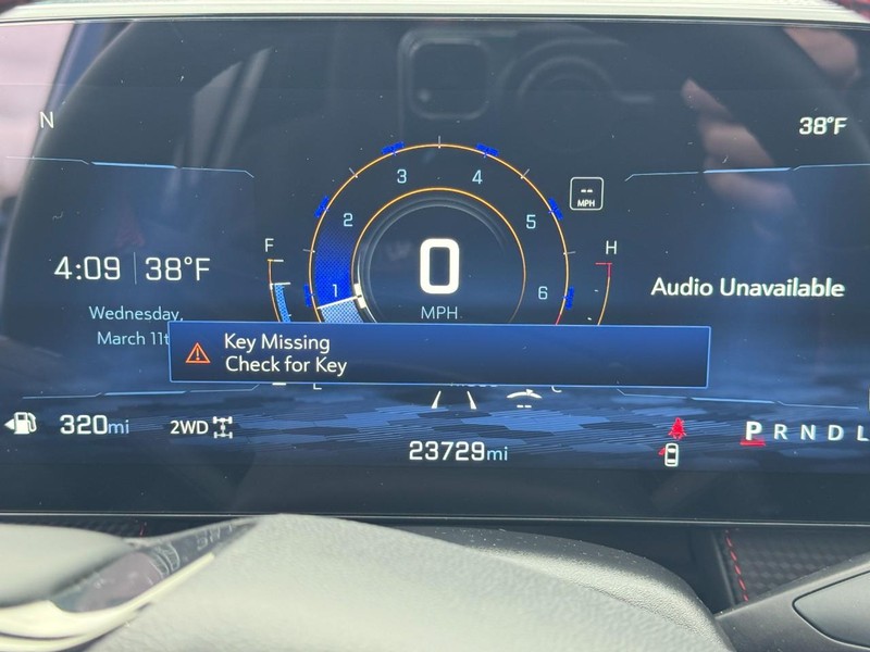 Chevrolet Equinox Vehicle Full-screen Gallery Image 20