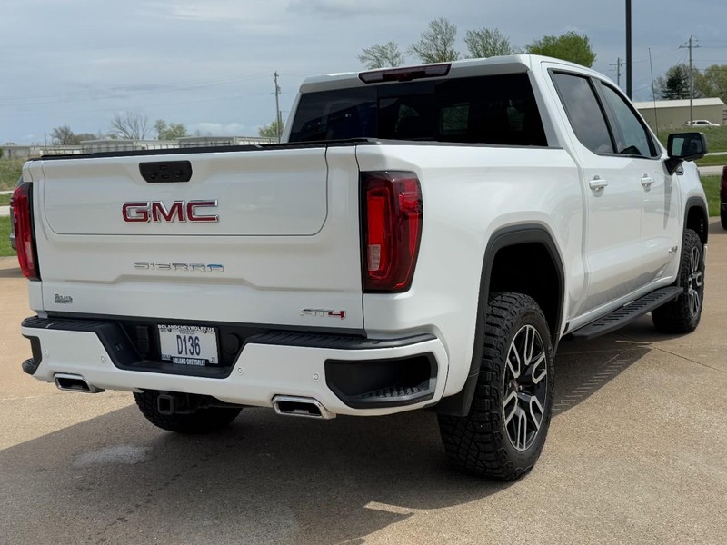 GMC Sierra 1500 Vehicle Image 03