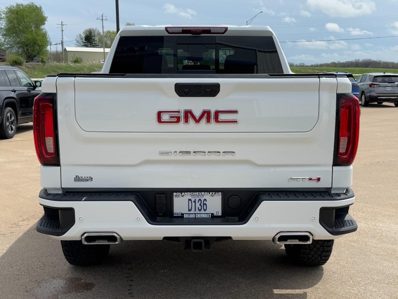 GMC Sierra 1500 Vehicle Image 04
