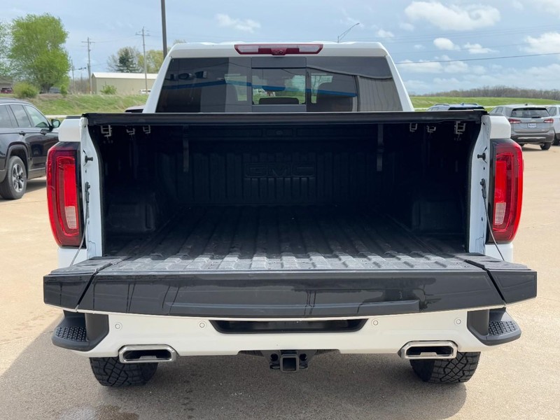 GMC Sierra 1500 Vehicle Image 05