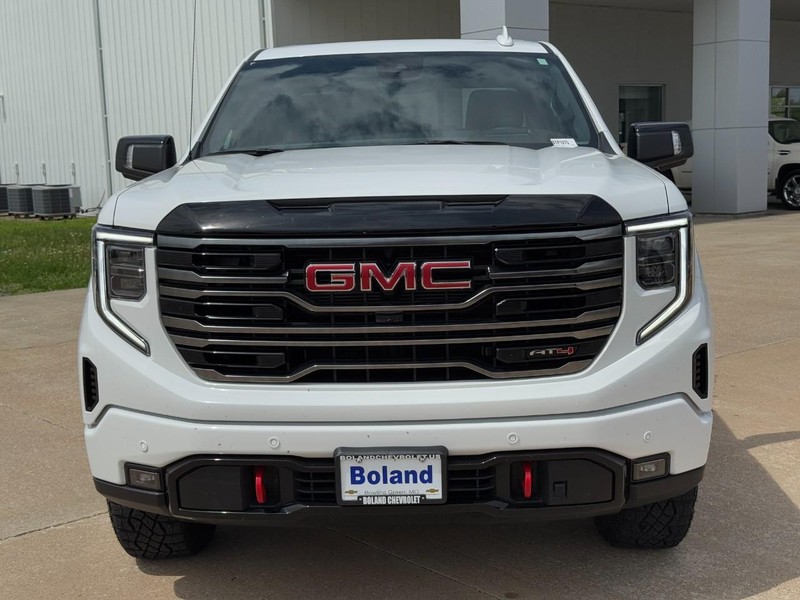 GMC Sierra 1500 Vehicle Image 10