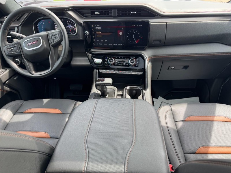 GMC Sierra 1500 Vehicle Image 12