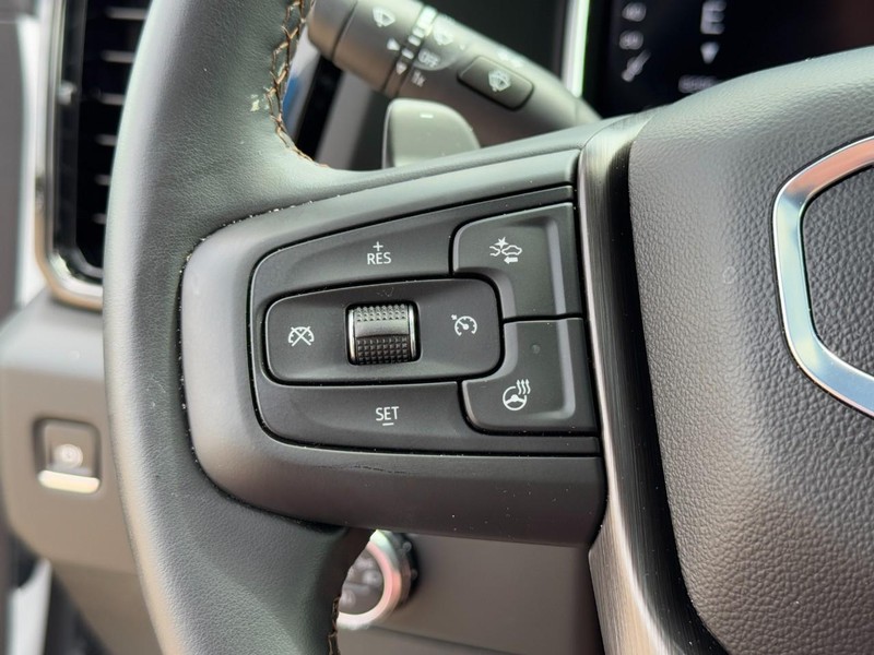 GMC Sierra 1500 Vehicle Image 18