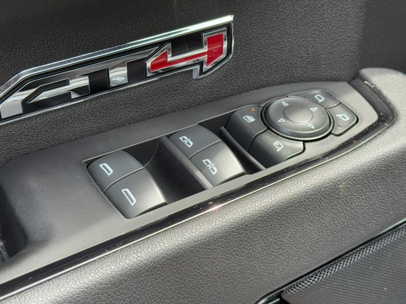 GMC Sierra 1500 Vehicle Image 23