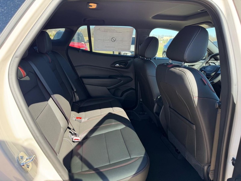 Chevrolet Trax Vehicle Image 05