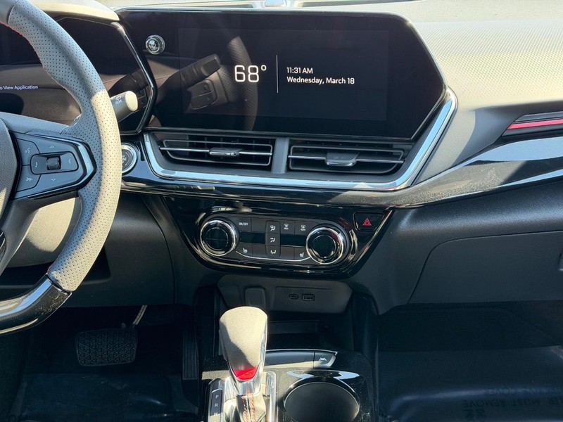 Chevrolet Trax Vehicle Image 08