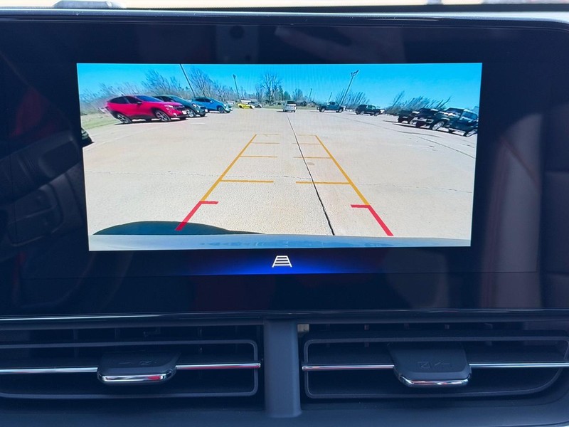 Chevrolet Trax Vehicle Image 13