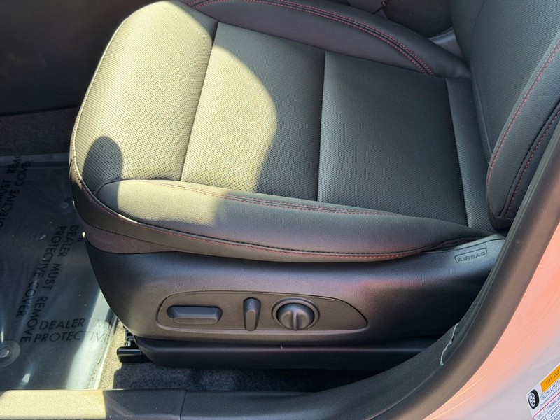 Chevrolet Trax Vehicle Image 15