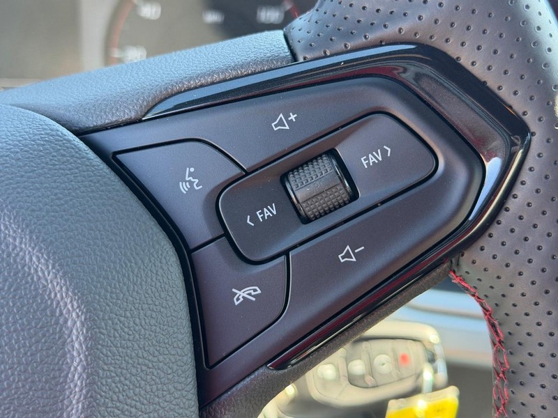 Chevrolet Trax Vehicle Image 12