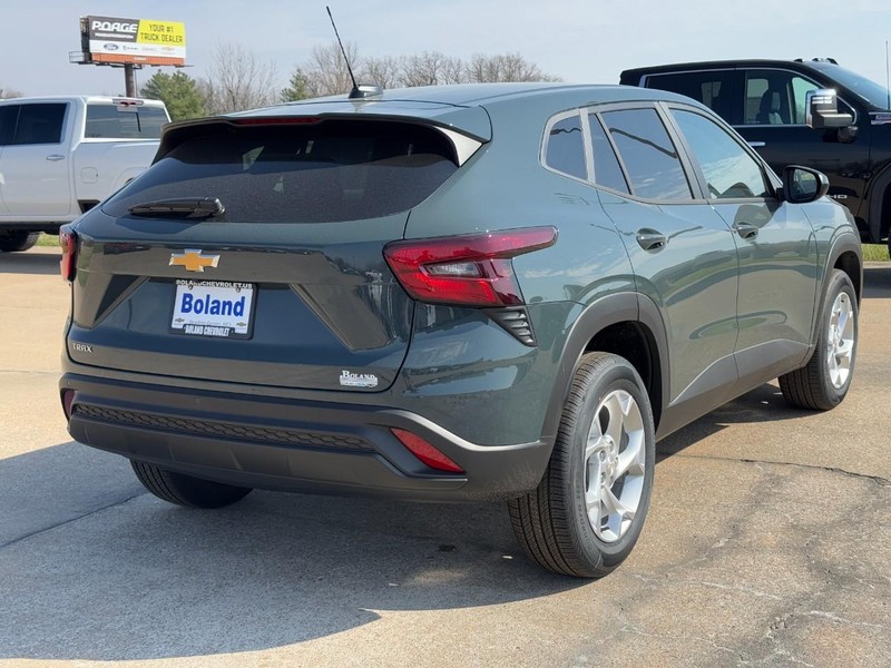Chevrolet Trax Vehicle Image 03