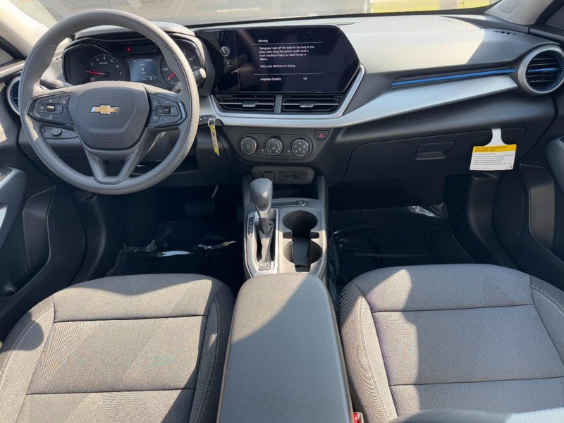 Chevrolet Trax Vehicle Image 06