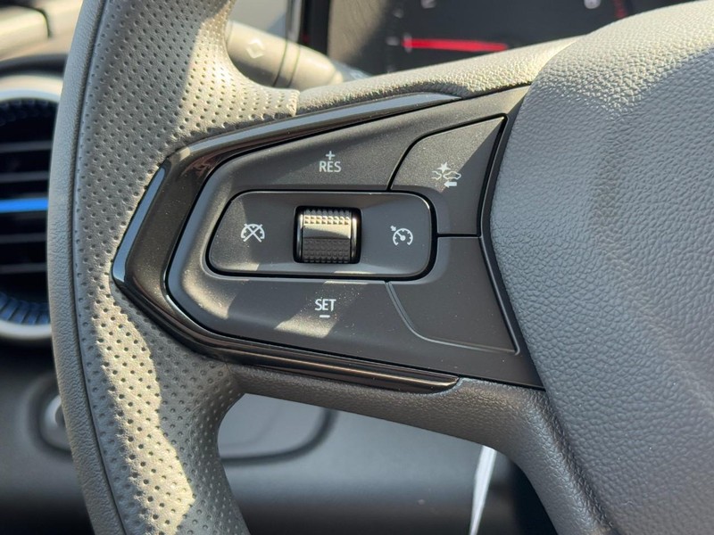 Chevrolet Trax Vehicle Image 10