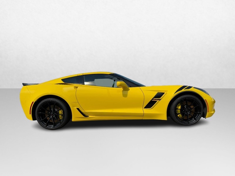 Chevrolet Corvette Vehicle Image 02