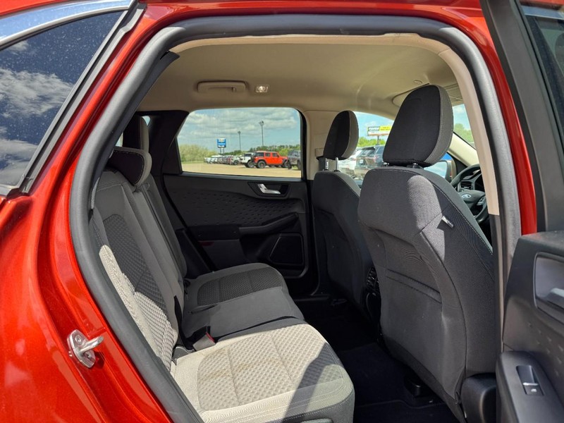 Ford Escape Vehicle Image 10