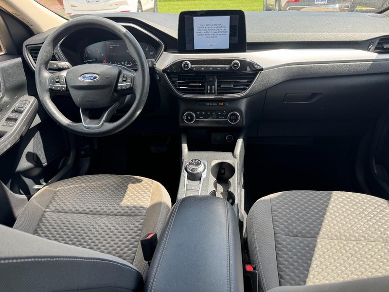 Ford Escape Vehicle Image 11