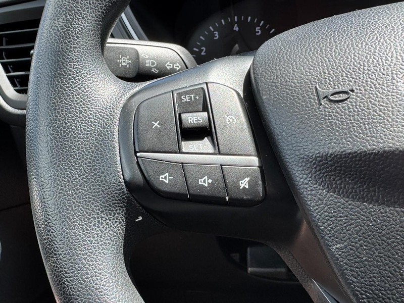 Ford Escape Vehicle Image 16
