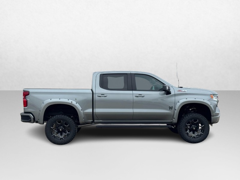 Chevrolet Silverado 1500 Vehicle Image 02