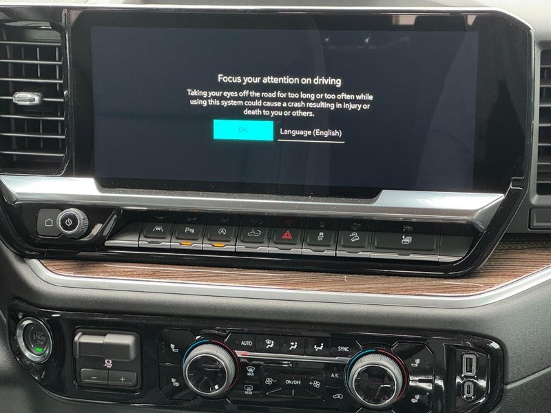 Chevrolet Silverado 1500 Vehicle Image 08