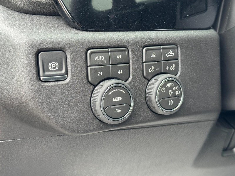 Chevrolet Silverado 1500 Vehicle Image 13