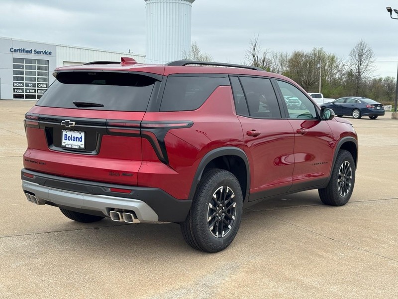 Chevrolet Traverse Vehicle Image 03