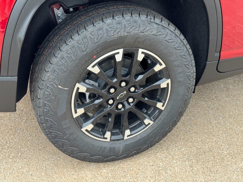 Chevrolet Traverse Vehicle Image 04