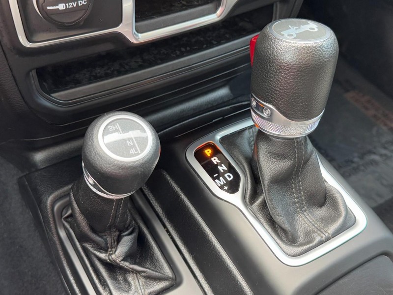 Jeep Wrangler Unlimited Vehicle Image 19